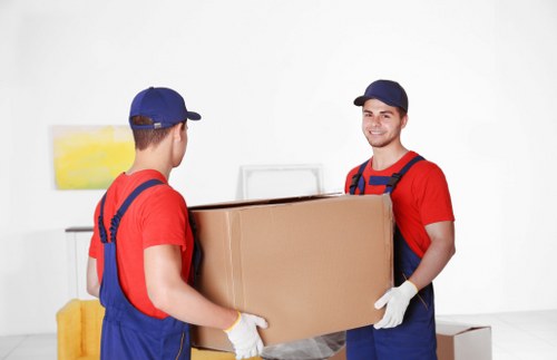 Man with van removal service for Edgware home moves