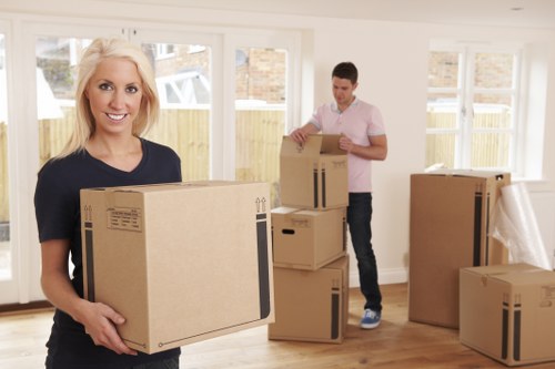 Careful loading and unloading support for local moving jobs in Edgware